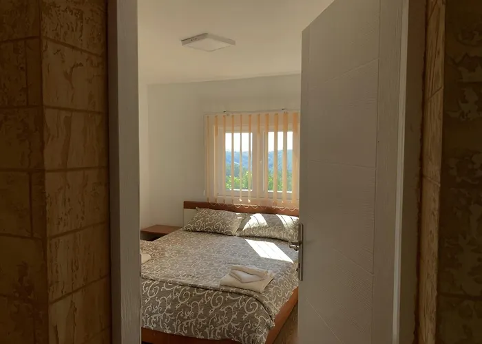 Kod Munje Villa Omar